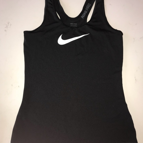Calvin Klein Sports bra, Nike Sports bra and top - Picture 4 of 6
